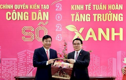 Đoàn đại biểu tỉnh Champasak thăm, chúc Tết tỉnh Đồng Tháp