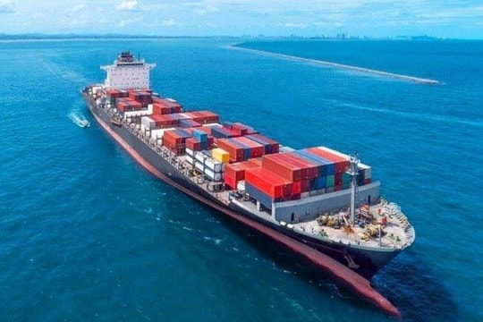 Tăng cường giám sát thực hiện niêm yết giá dịch vụ vận chuyển hàng hóa container