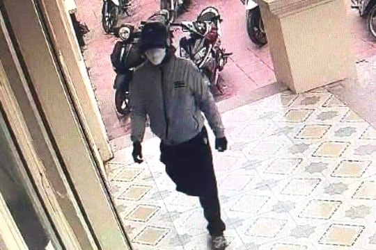 Bắt nghi phạm cướp ngân hàng ở Nghệ An
