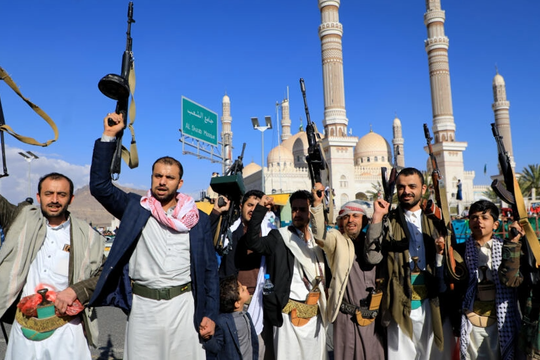 Mỹ, Anh tấn công hàng chục mục tiêu Houthi ở Yemen