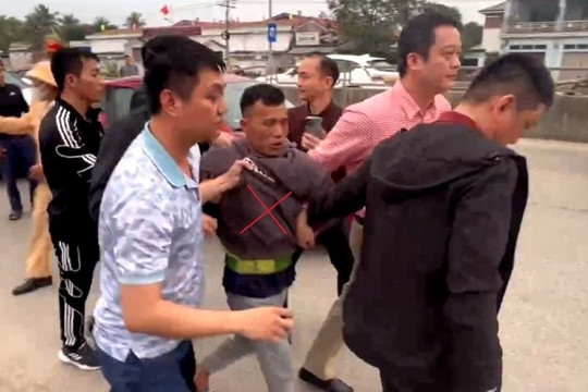 Kẻ có 2 tiền án, cướp ngân hàng ở Cửa Lò đã nhận tội