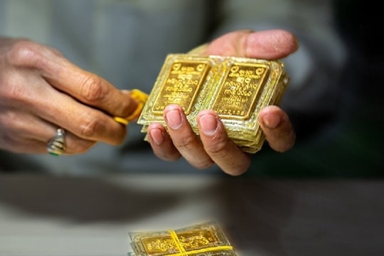 Giá vàng trong nước giảm mạnh