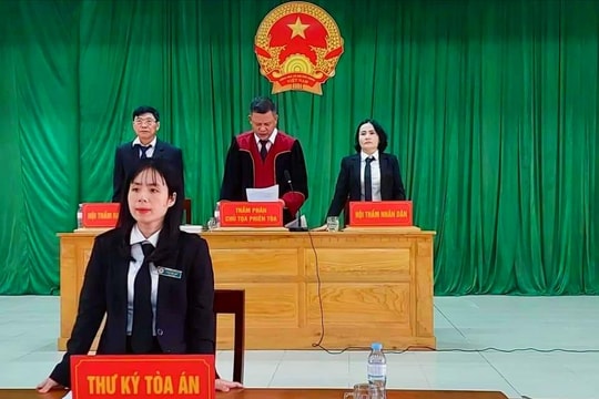Xét xử lưu động các vụ án về tội “Tàng trữ trái phép chất ma túy” và “Buôn bán hàng cấm”