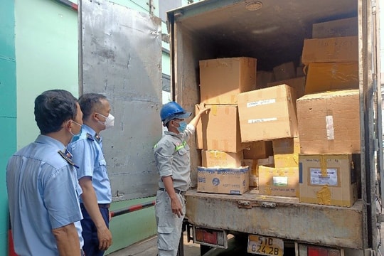 Tiêu hủy hàng chục nghìn tang vật nhập lậu
