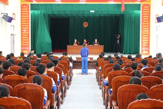 Sản xuất pháo nổ tại nhà, nam thanh niên lĩnh án