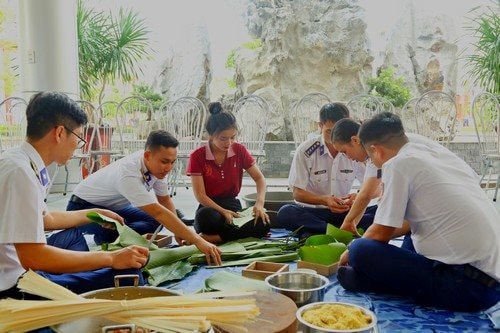 Khai mạc hội thi gói bánh chưng trên đảo ngọc Phú Quốc