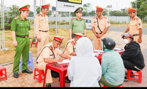 Cần Thơ: Chủ động phối hợp kiểm tra, xử lý nghiêm các vi phạm giao thông trong dịp Tết