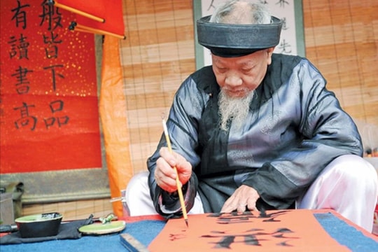 Khai bút trong năm 2024 vào ngày nào đẹp?