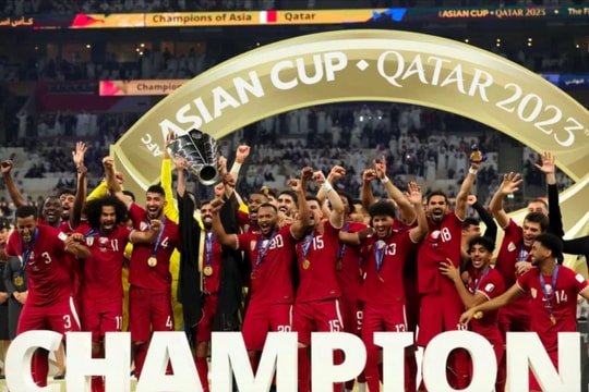 Champions League có nguy cơ vắng bóng Man Utd