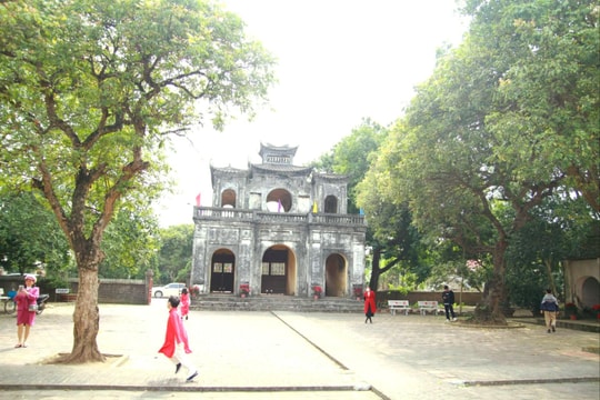 Ngày xuân thăm biểu tượng hiếu học của Hưng Yên