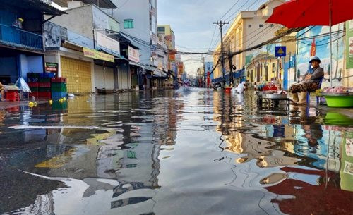 Cần Thơ: Triều cường gây ngập những ngày đầu năm mới