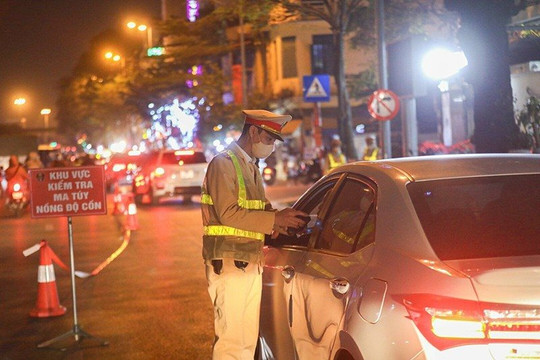 Cảnh sát Hà Nội đảm bảo trật tự giao thông dịp Tết