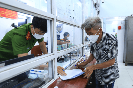 Hướng dẫn thủ tục gia hạn tạm trú