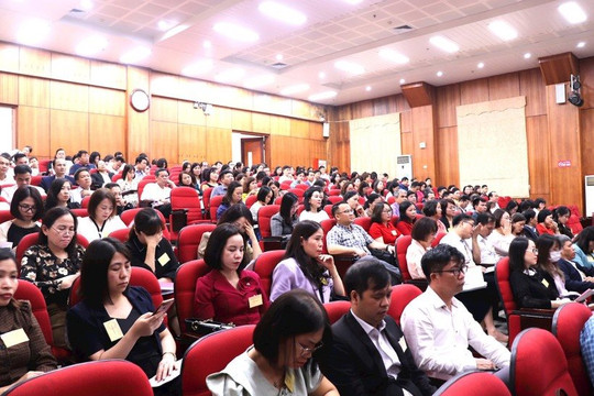 Số giáo viên Hà Nội được thăng hạng, hưởng lương mới từ tháng 2