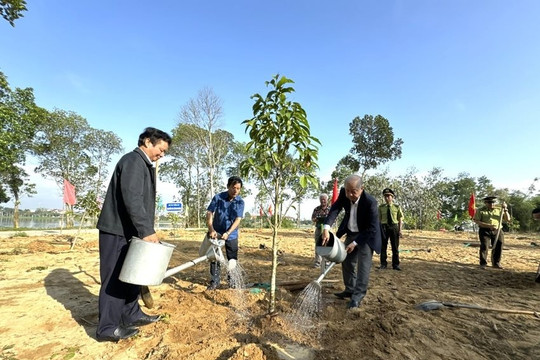 Phát động 'Tết trồng cây Xuân Giáp Thìn 2024'