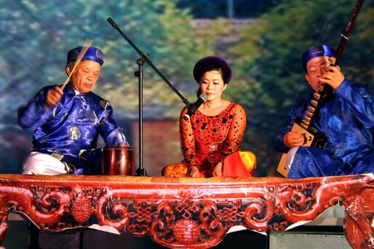 Phát huy di sản ca trù ngày Xuân