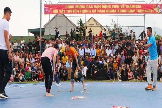 Trò chơi dân gian ngày Tết - chất keo gắn kết cộng đồng