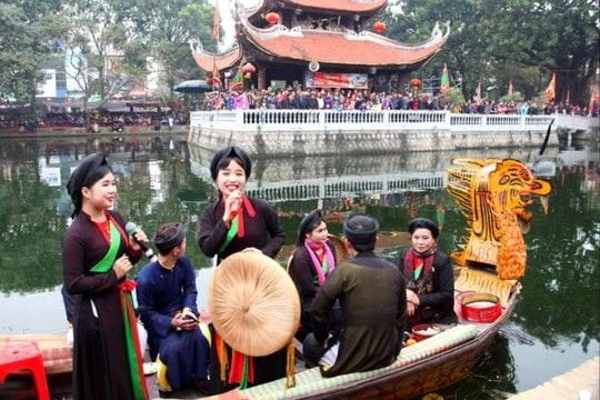 Hội Lim 2024 không hát văn nhảy đồng, không “xin” tiền thưởng du khách