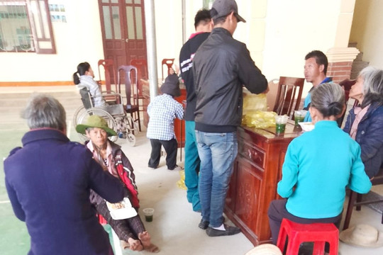 Dẹp nạn ăn xin ở Phủ Na