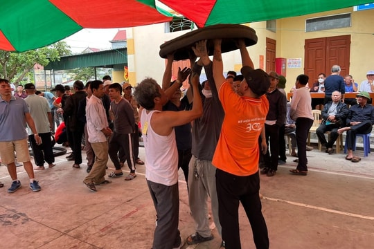 Pháo đất - trò chơi truyền thống độc đáo ở vùng quê Vĩnh Bảo