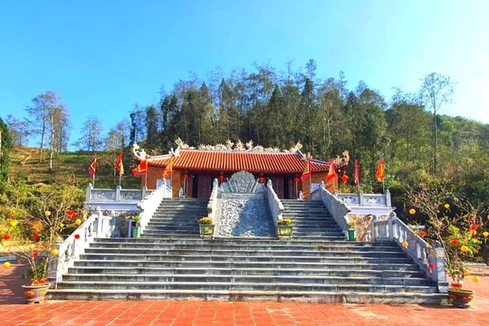 Hà Giang khánh thành đền thờ Lũng Cú