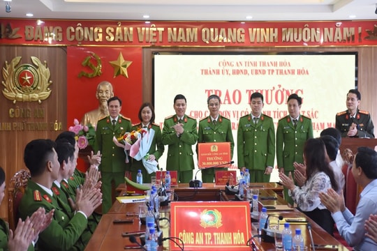 Trao thưởng các đơn vị triệt phá 2 chuyên án ma túy số lượng lớn