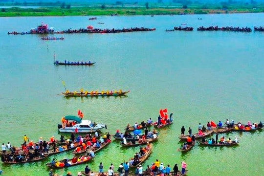 Lễ hội đua thuyền ở Quảng Ngãi được công nhận Di sản văn hóa phi vật thể