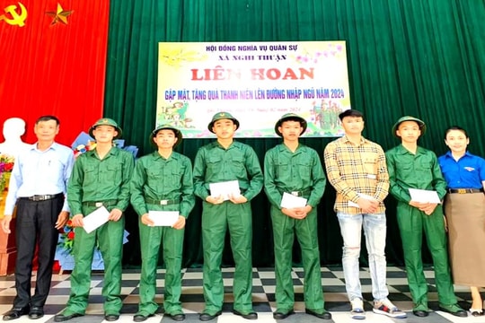 Sẵn sàng tòng quân trong mùa Xuân mới