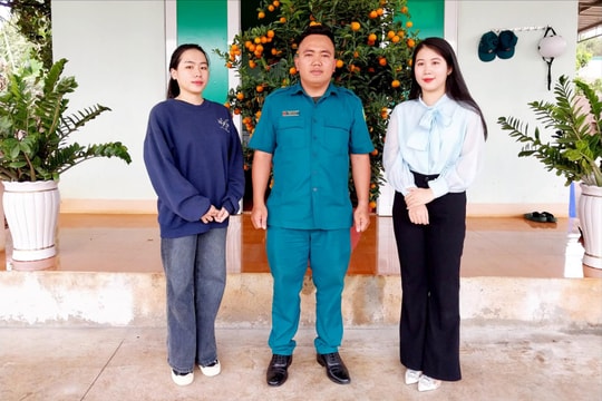 Gặp gỡ hai nữ cử nhân tình nguyện lên đường nhập ngũ