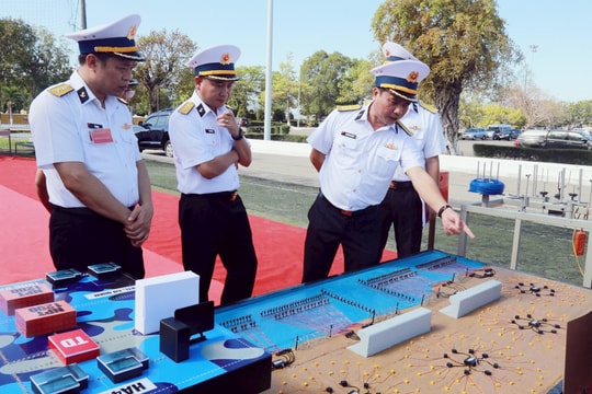 Vùng 4 Hải quân khai mạc Hội thi mô hình học cụ huấn luyện năm 2024