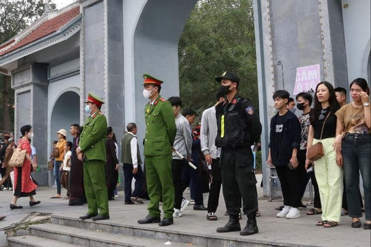 Công an huyện Tiên Du huy động 100% quân số đảm bảo an ninh trật tự hội Lim
