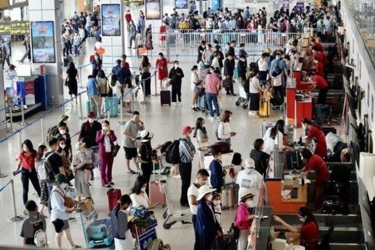 Hành khách phản ánh khó mua vé máy bay và giá vé cao sau kỳ nghỉ Tết