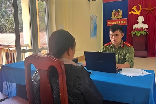 Xử lý người phụ nữ 'báo chốt' thổi nồng độ cồn