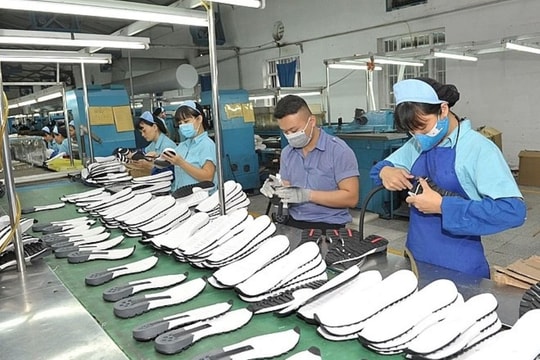 Chấm dứt hợp đồng lao động và giải quyết trợ cấp thôi việc, mất việc thế nào?