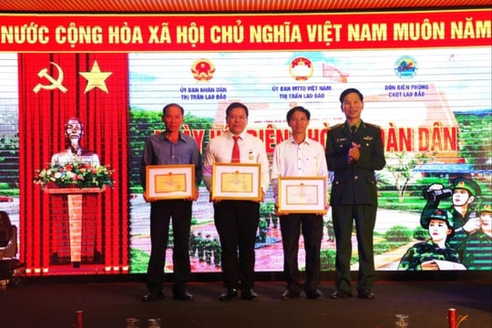 Sơ kết 5 năm thực hiện “Ngày Biên phòng toàn dân” trên địa bàn biên giới thị trấn Lao Bảo