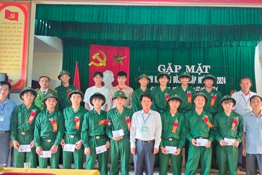 Thanh niên Hoàng Mai sẵn sàng lên đường nhập ngũ