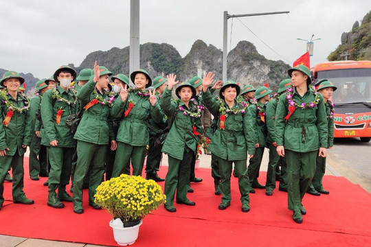Quảng Ninh: Hơn 2.100 thanh niên lên đường nhập ngũ