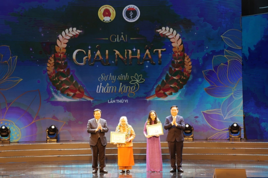 Tôn vinh Thầy thuốc Việt Nam và trao giải cuộc thi viết “Sự hy sinh thầm lặng” lần thứ VI