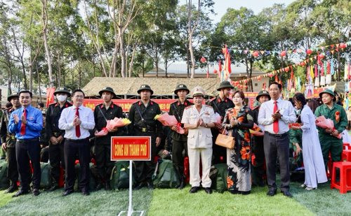 Giám đốc Công an TP Cần Thơ dự Lễ giao nhận quân năm 2024