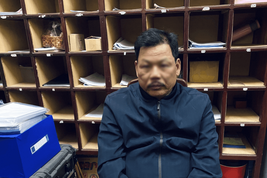 Khởi tố hai vụ án chống người thi hành công vụ khi tham gia giao thông
