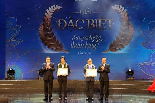 Tôn vinh Thầy thuốc Việt Nam và trao giải cuộc thi viết "Sự hy sinh thầm lặng"