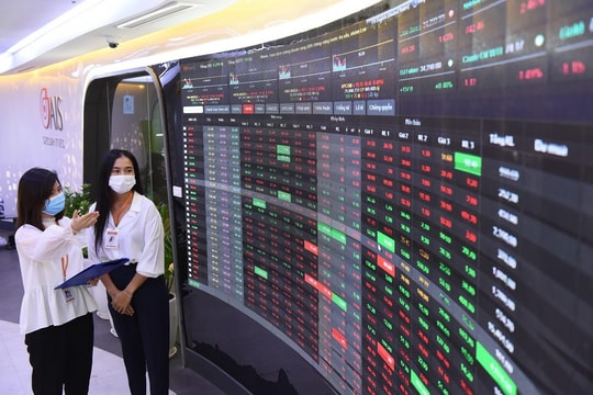 Thị trường chứng khoán sẽ "hút" 2,5 tỷ USD nếu được nâng hạng