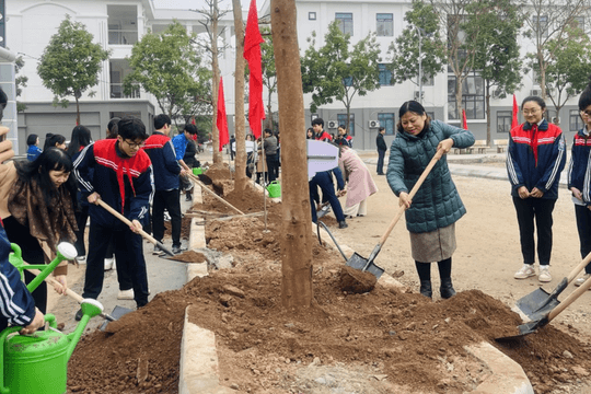 Ngành giáo dục Hà Nội phát động “Tết trồng cây đời đời nhớ ơn Bác Hồ”