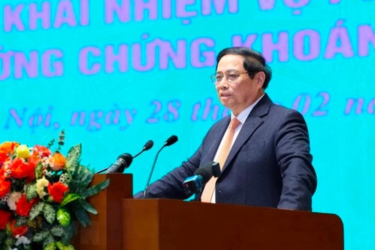 Thủ tướng: Sớm nâng hạng thị trường chứng khoán Việt Nam lên thị trường mới nổi