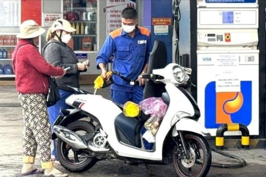 Giá xăng tăng trở lại trong kỳ điều chỉnh chiều nay