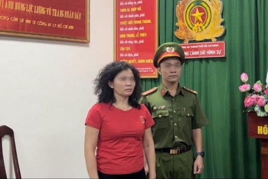 Vợ chồng Nguyễn Phương Hằng xin vắng mặt tại phiên xử Hàn Ni