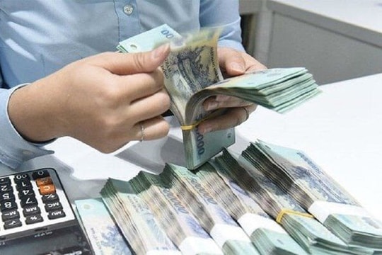 Tăng lãi suất tiết kiệm, ngân hàng hút tiền gửi dịp đầu năm