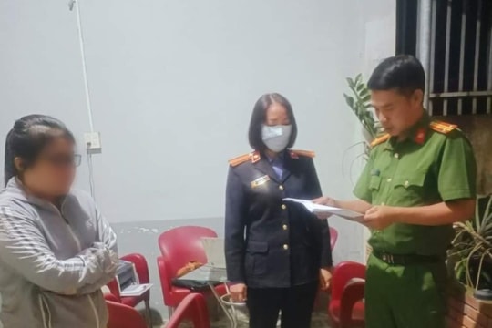 Tạm giữ người phụ nữ để điều tra về hành vi môi giới mại dâm