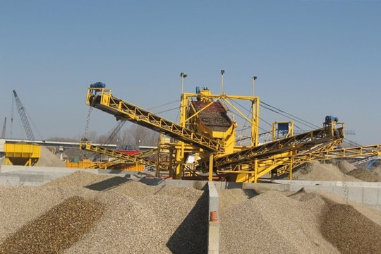 Thủ tướng trả lời chất vấn về giải pháp sử dụng cát nhân tạo trong dự án giao thông