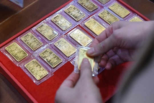 Giá vàng hôm nay 2/3: Vàng SJC lập đỉnh mới gần 81 triệu đồng/lượng